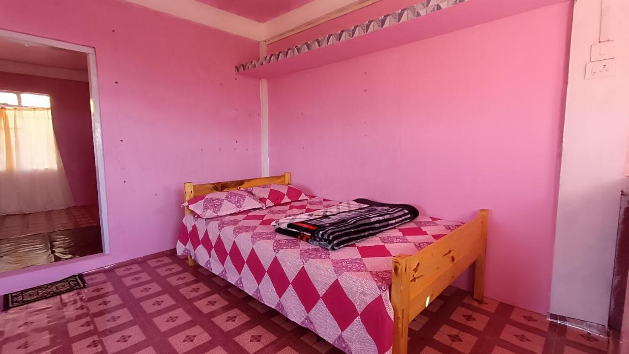 Pamilya Homestay Czerapuńdżi Zewnętrze zdjęcie