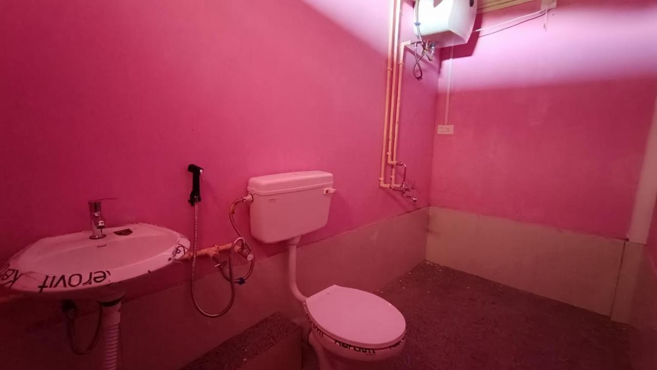 Pamilya Homestay Czerapuńdżi Zewnętrze zdjęcie